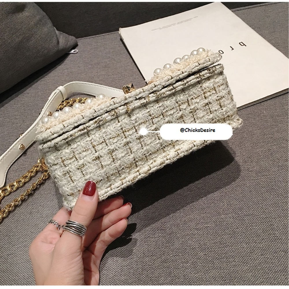 Magical Woolen Crossbody Bag - Picture 6 of 8